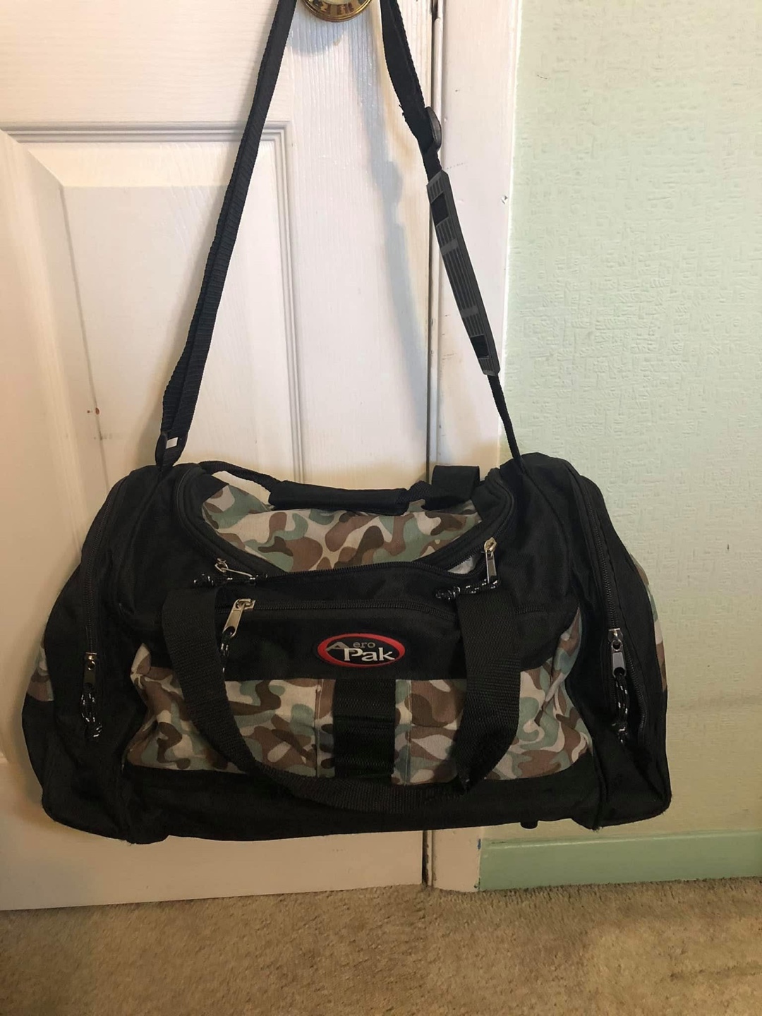 Aero Pak Camo & Black Duffle Bag - photo 5