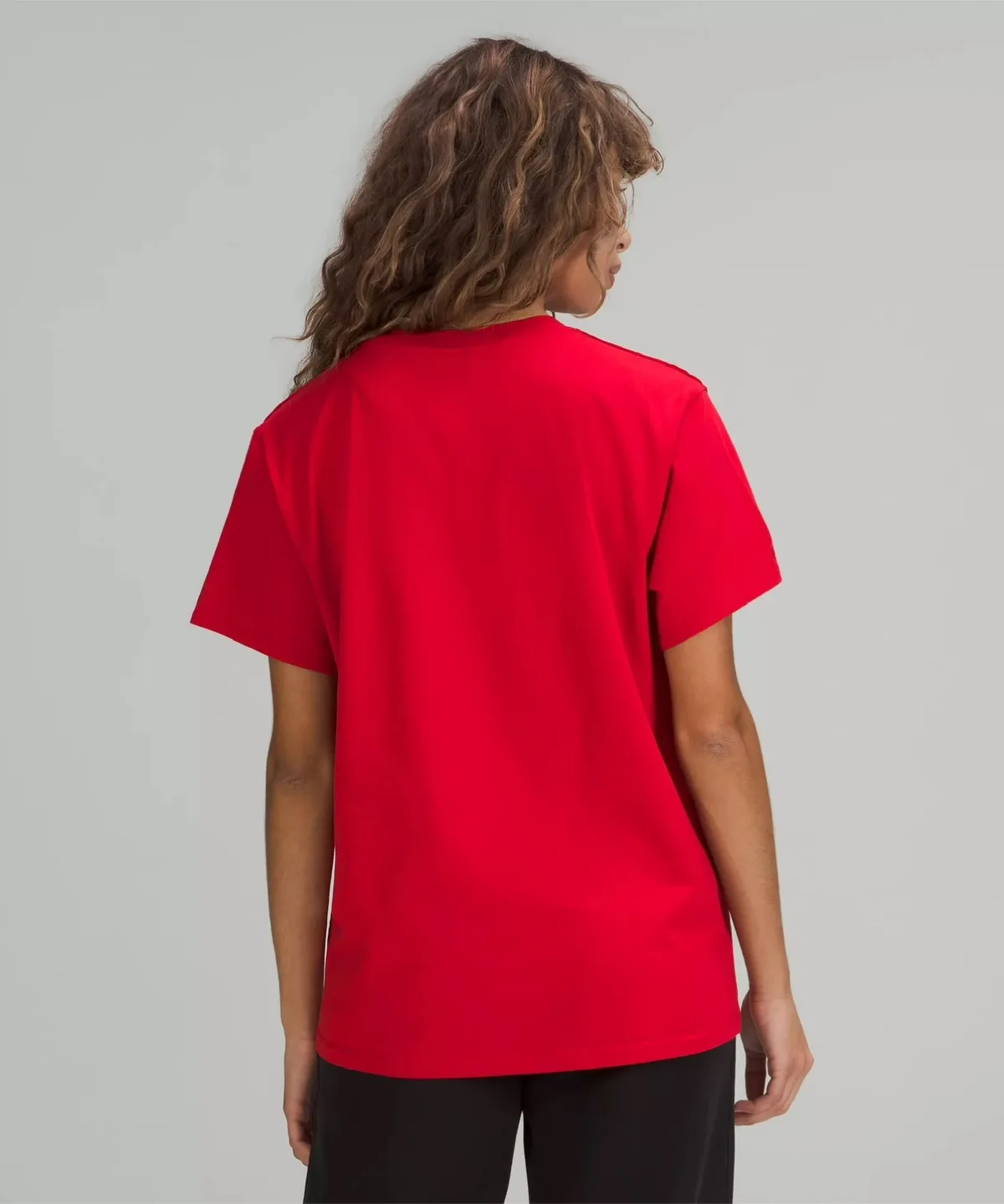 Lululemon team Canada sise 4 red Tshirt image indicator(2)