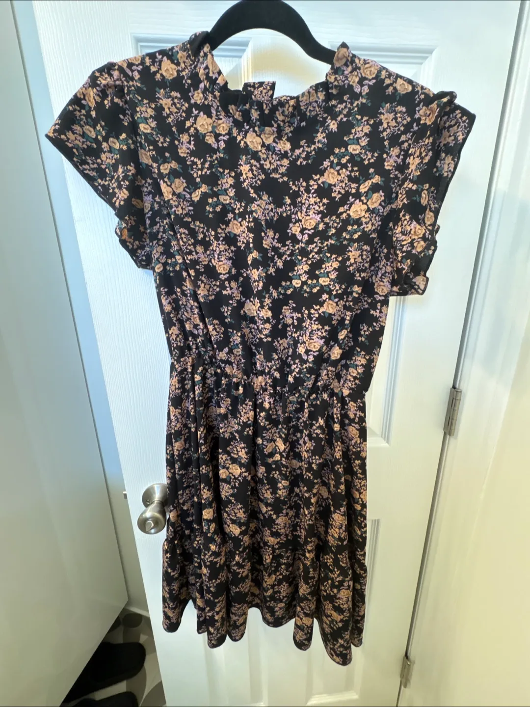 Shein Floral Dress - Size S (US 4) thumbnail