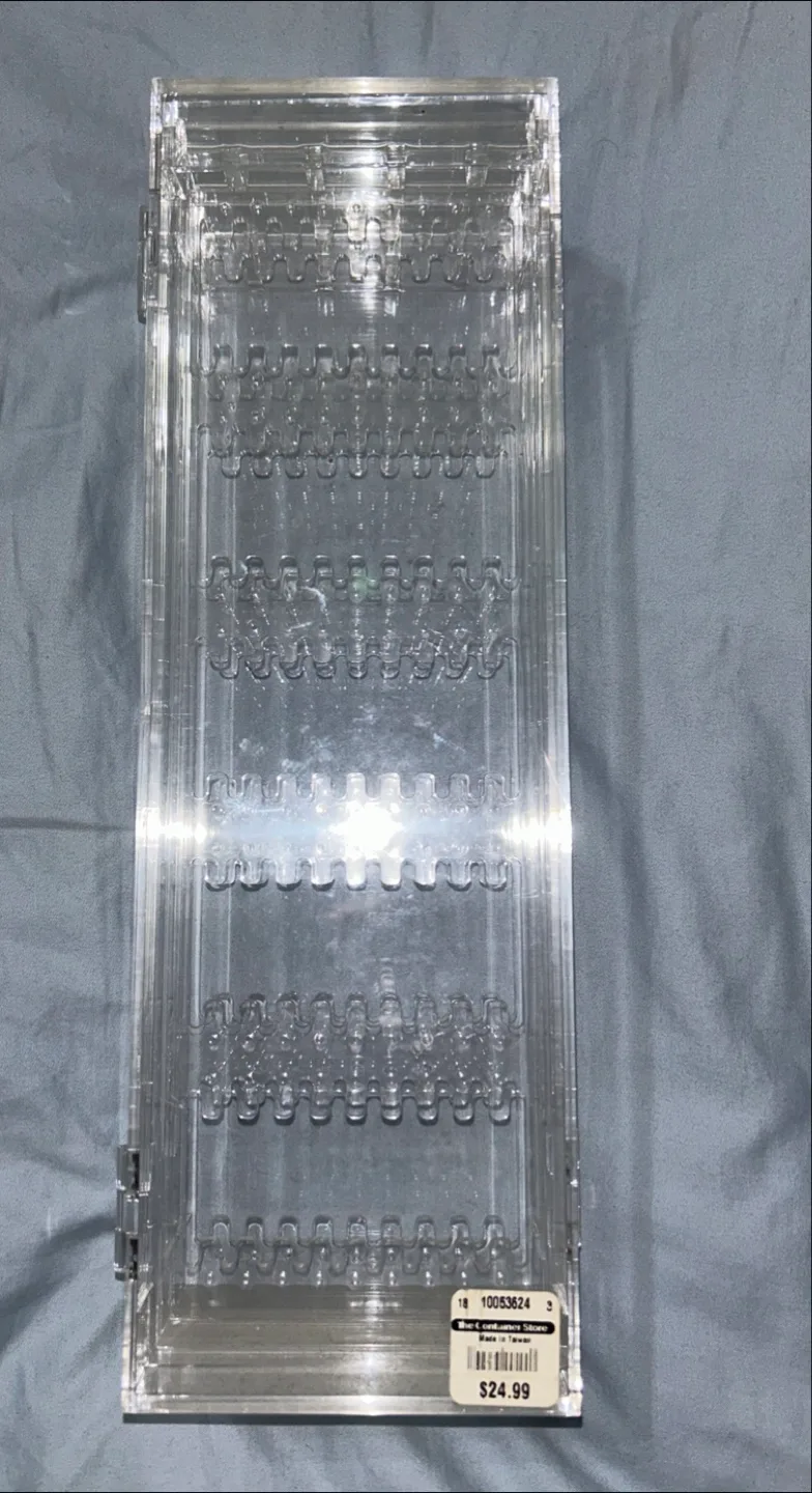 The Container Store NEW Acrylic 4-Panel Earring/Necklace Holder image indicator(3)