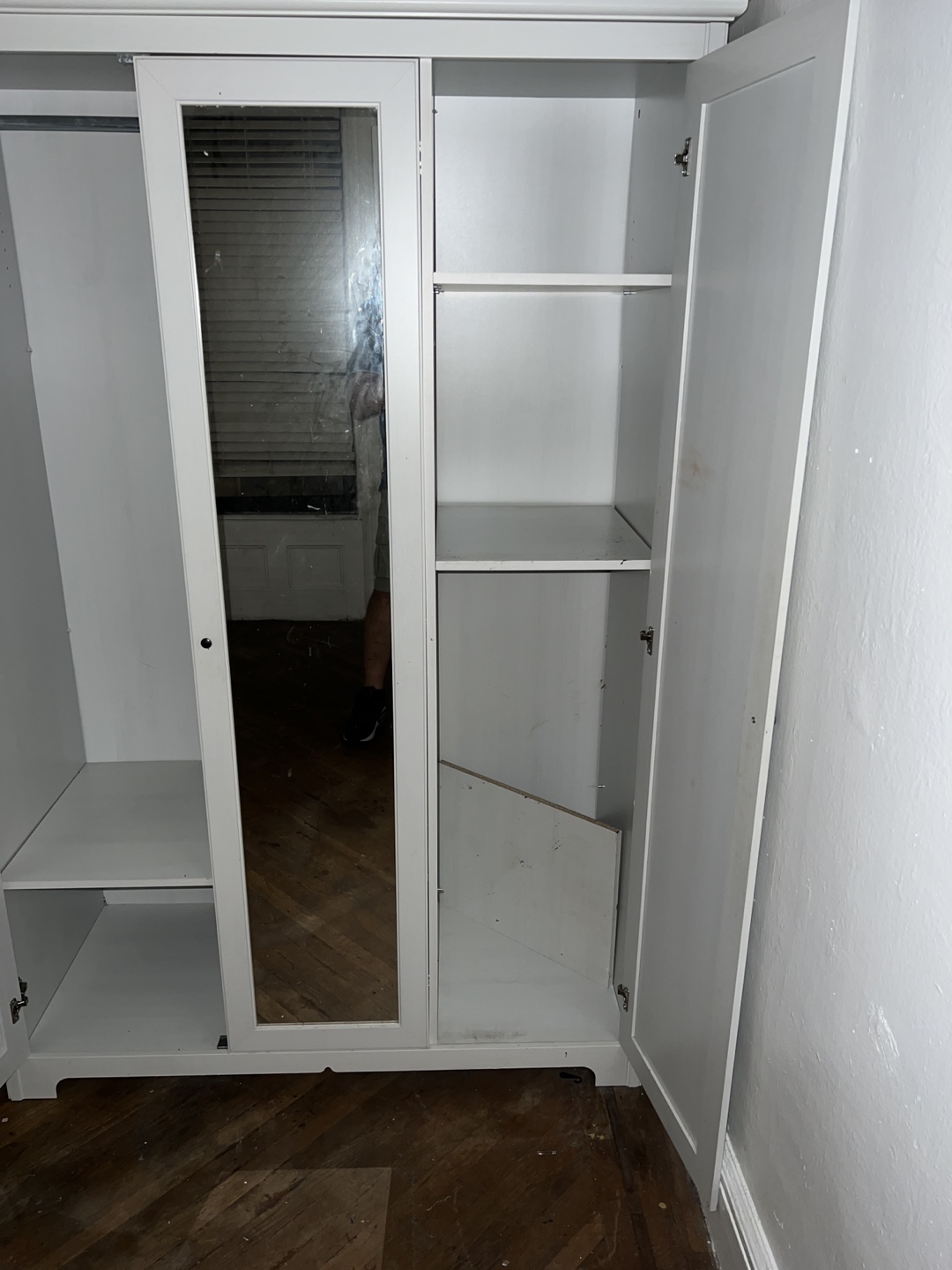 White Wardrobe Closet with Mirror - photo 3