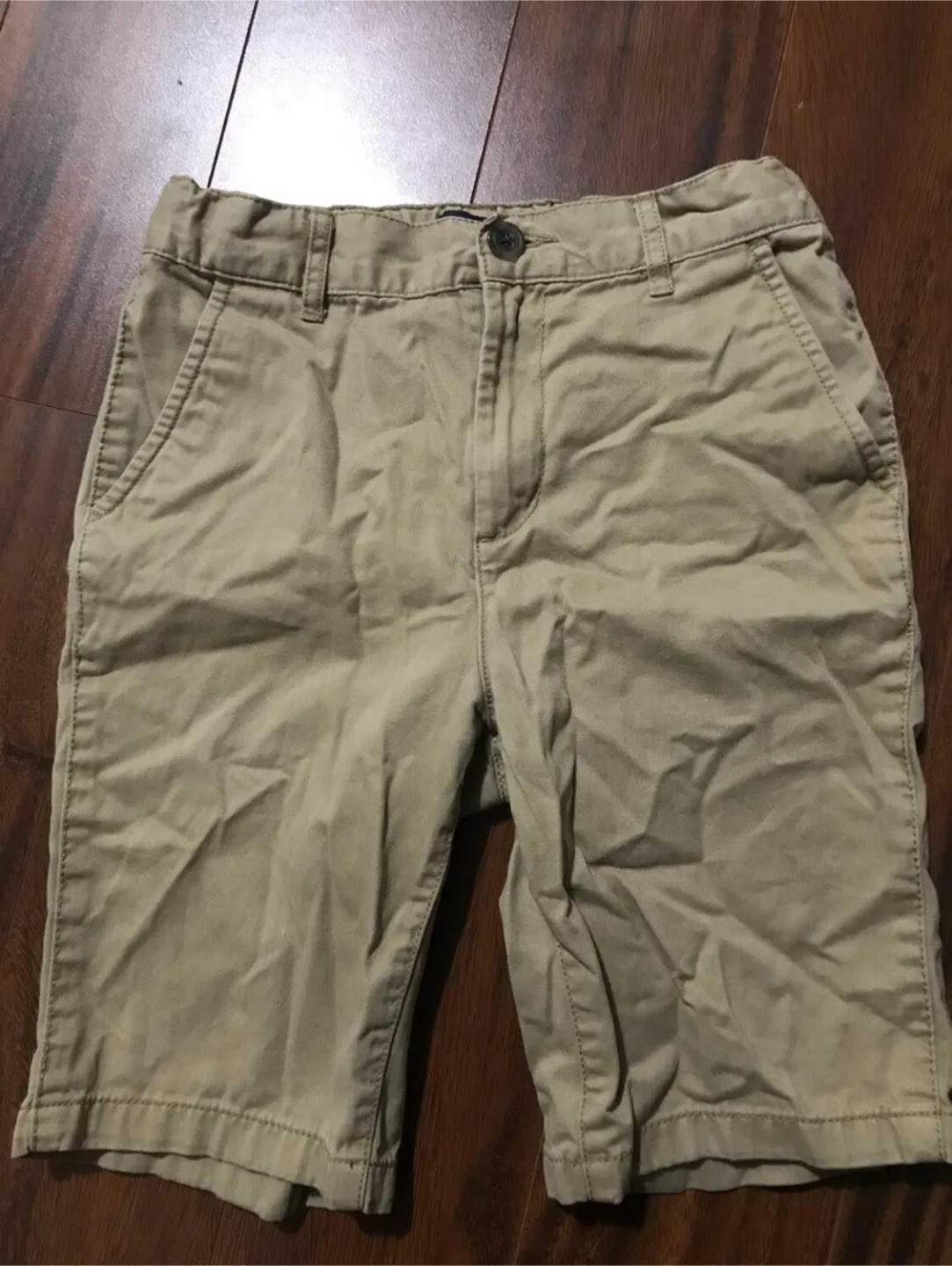 Boys’ size 10 beige cotton shorts (Children’s Place) thumbnail