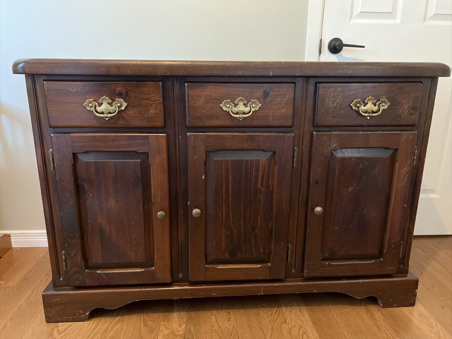 Wooden sideboard - photo 2