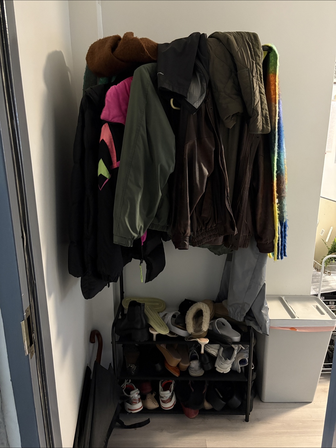 Coat/shoe rack - photo 2