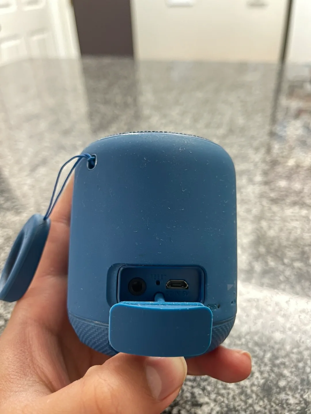 Sony SRS-XB10 Wireless Speaker - Blue image indicator(5)