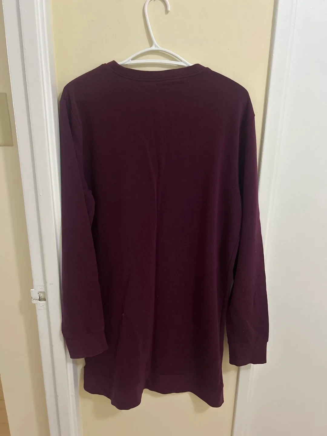 H&M Divided Burgundy Tunic - Size M image indicator(3)