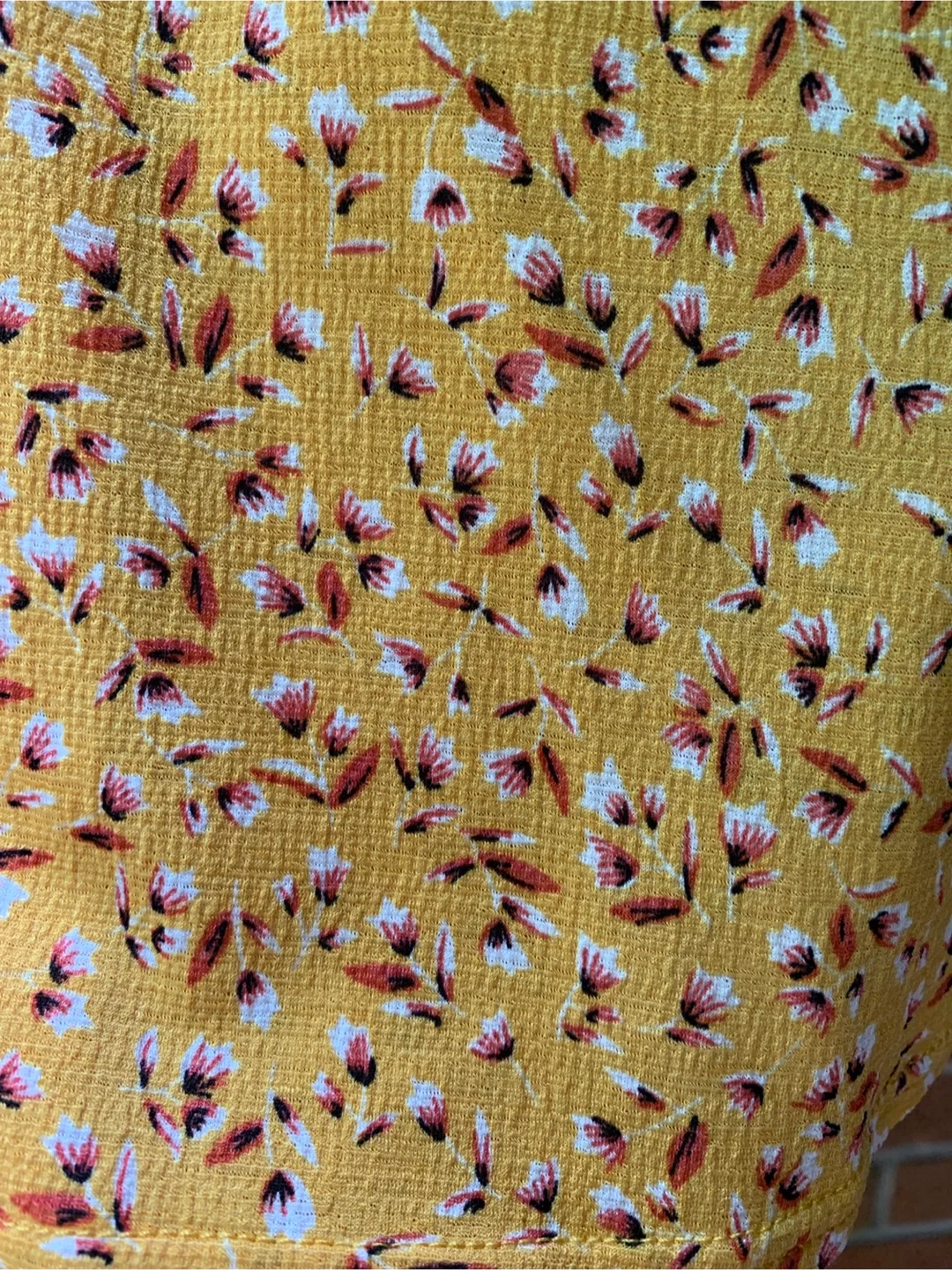 Melloday Yellow Floral Sleeveless Blouse image indicator(3)