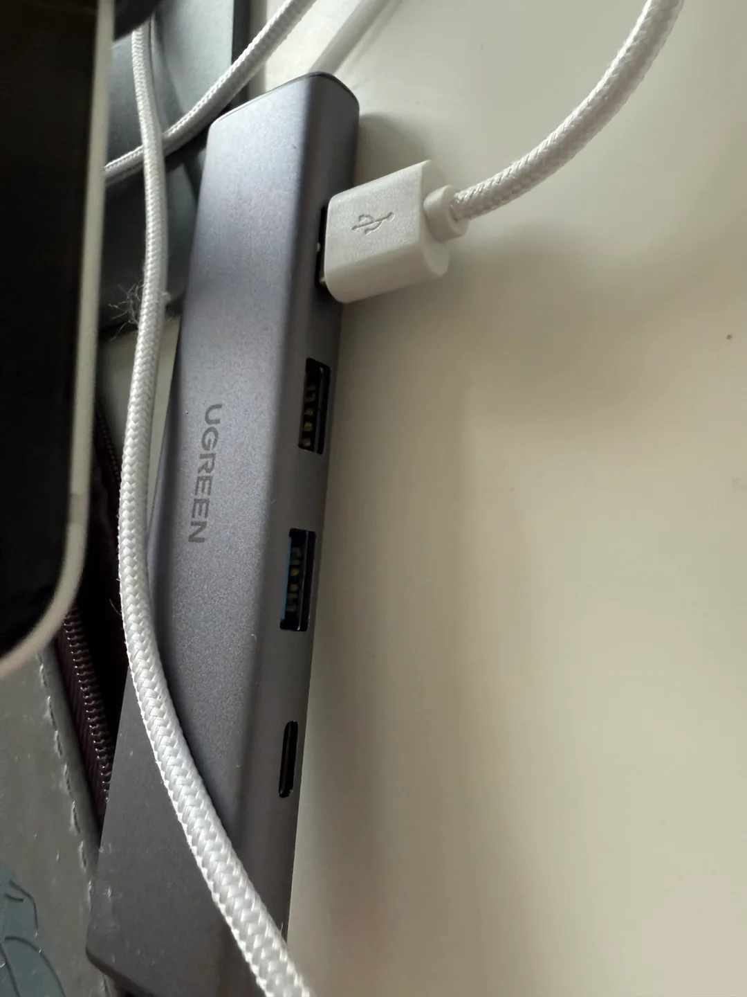 Ugreen USB Hub image indicator(2)