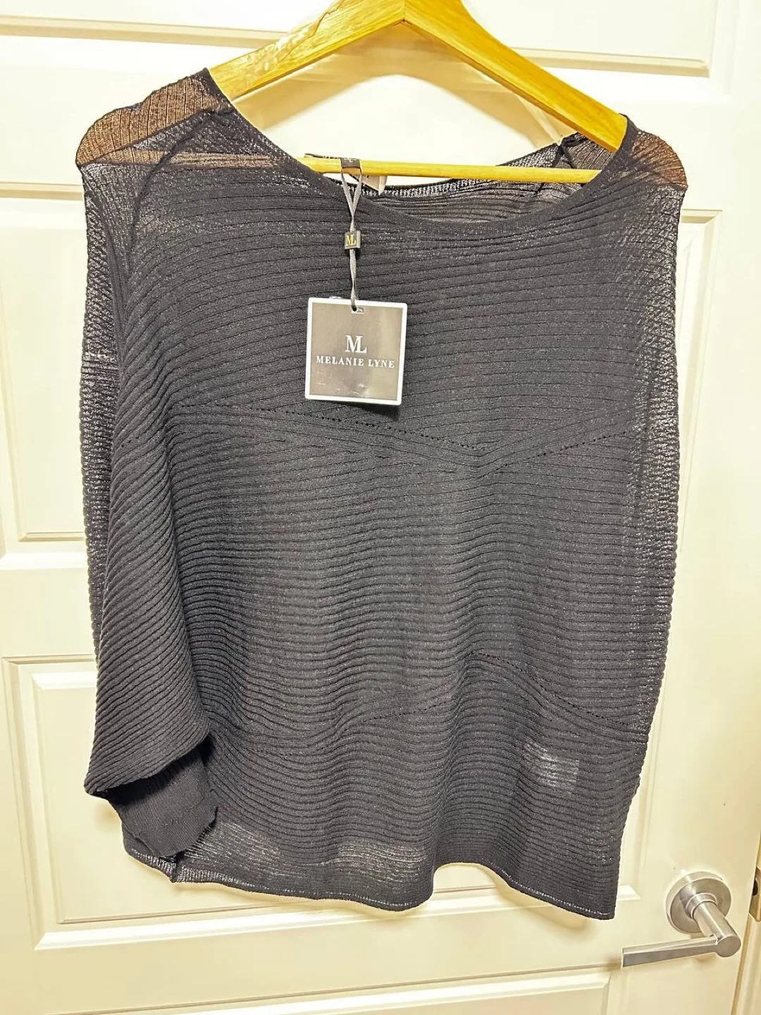 Melanie Lyne Black Top - Size L thumbnail