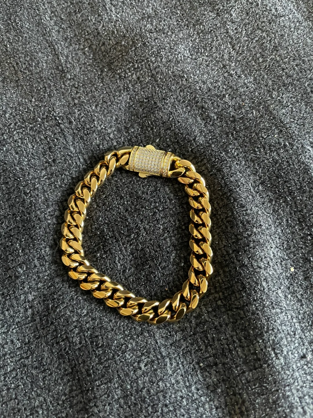 Gold Cuban Link Chain thumbnail