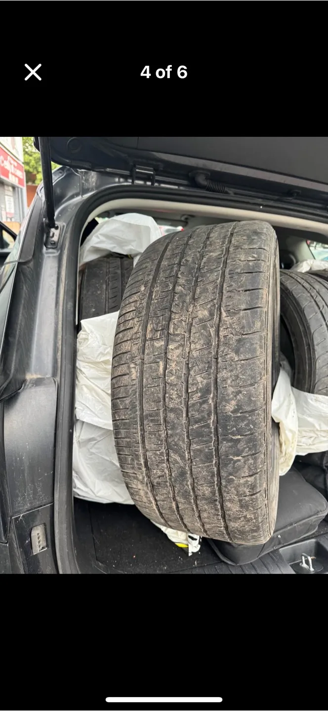 Set of 4 P245/45R18 Tires / All session image indicator(4)