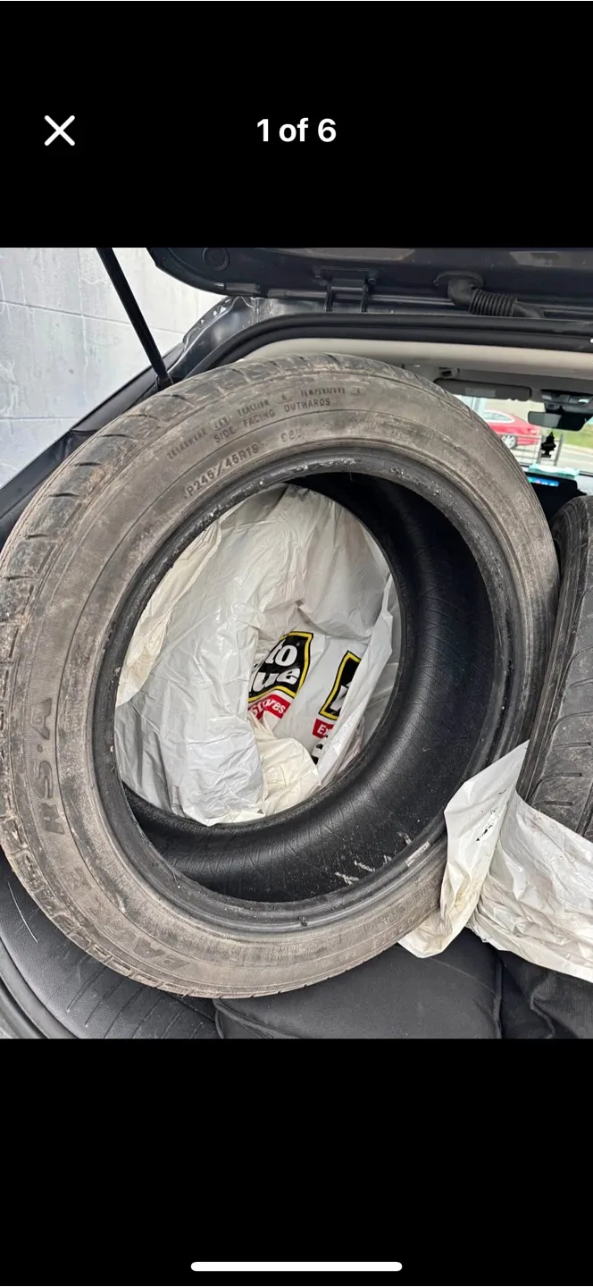 Set of 4 P245/45R18 Tires / All session image indicator(2)