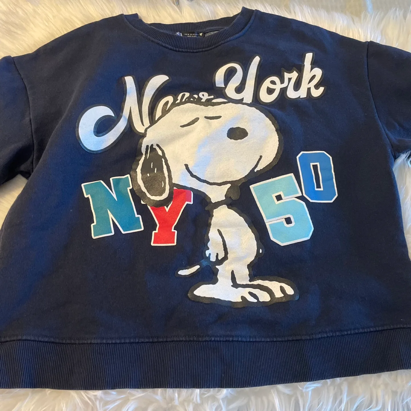 Zara Peanuts Snoopy Sweatshirt - Size M thumbnail