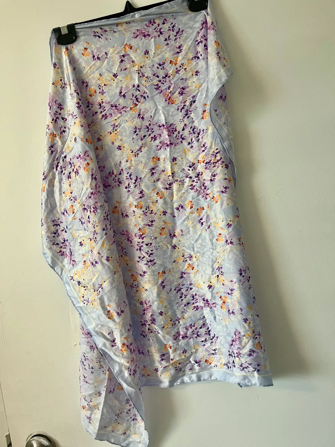 H&M Floral Scarf - EU 80x80 thumbnail