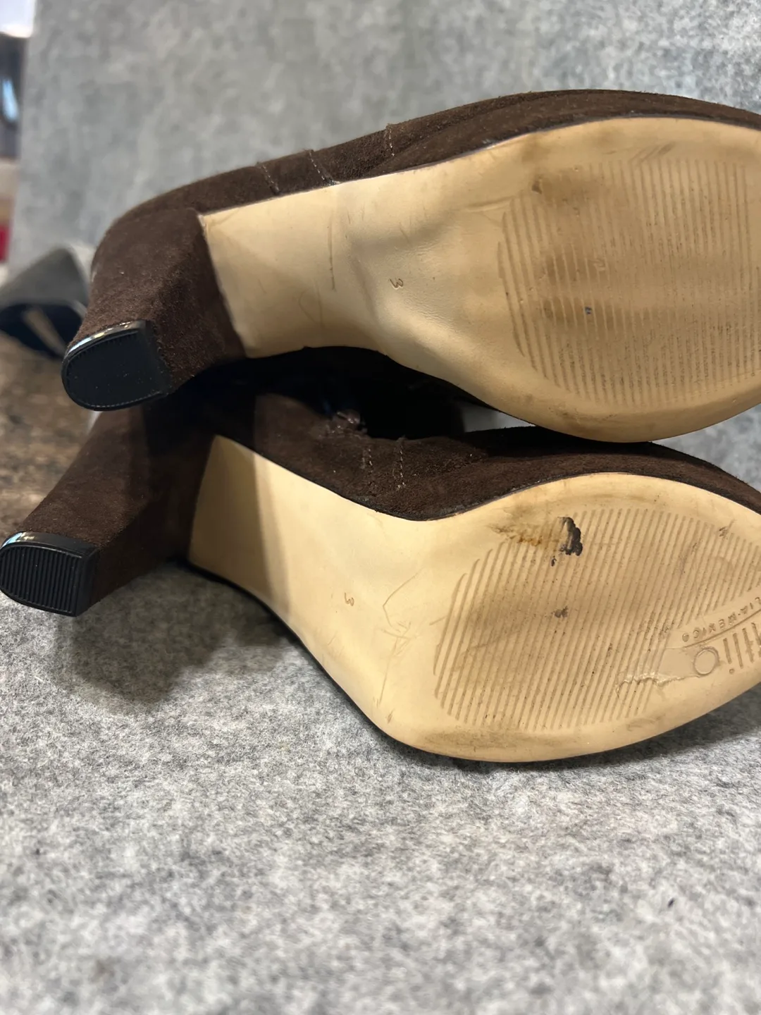 Gilio Brown Suede Knee High Boots - Size 6 image indicator(4)