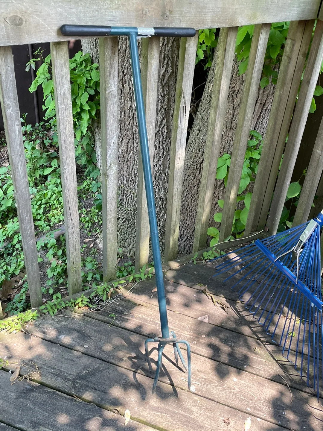Garden Claw Cultivator Tool- Longbranch area thumbnail