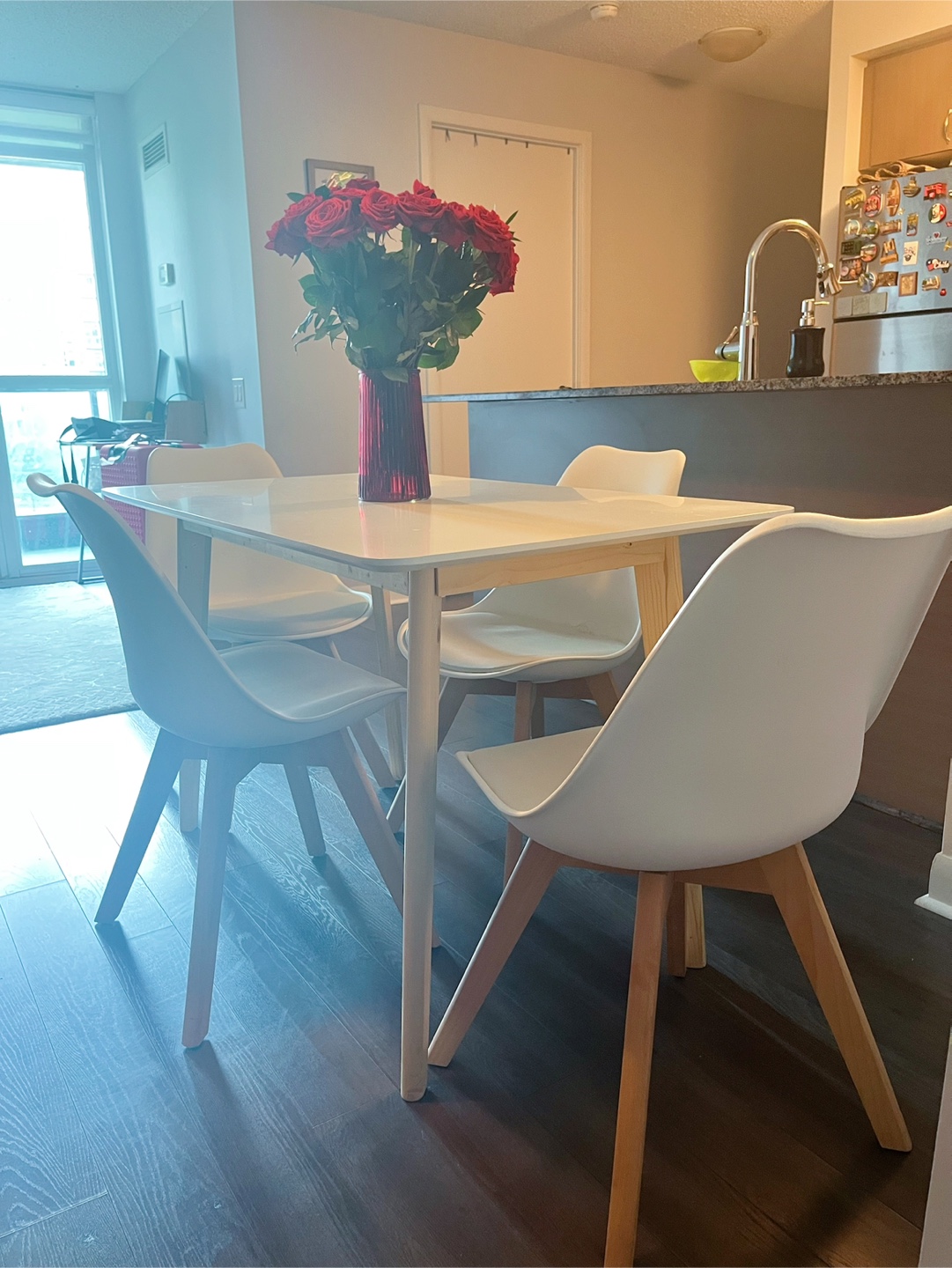 White Dining Table with 4 chairs - photo 3