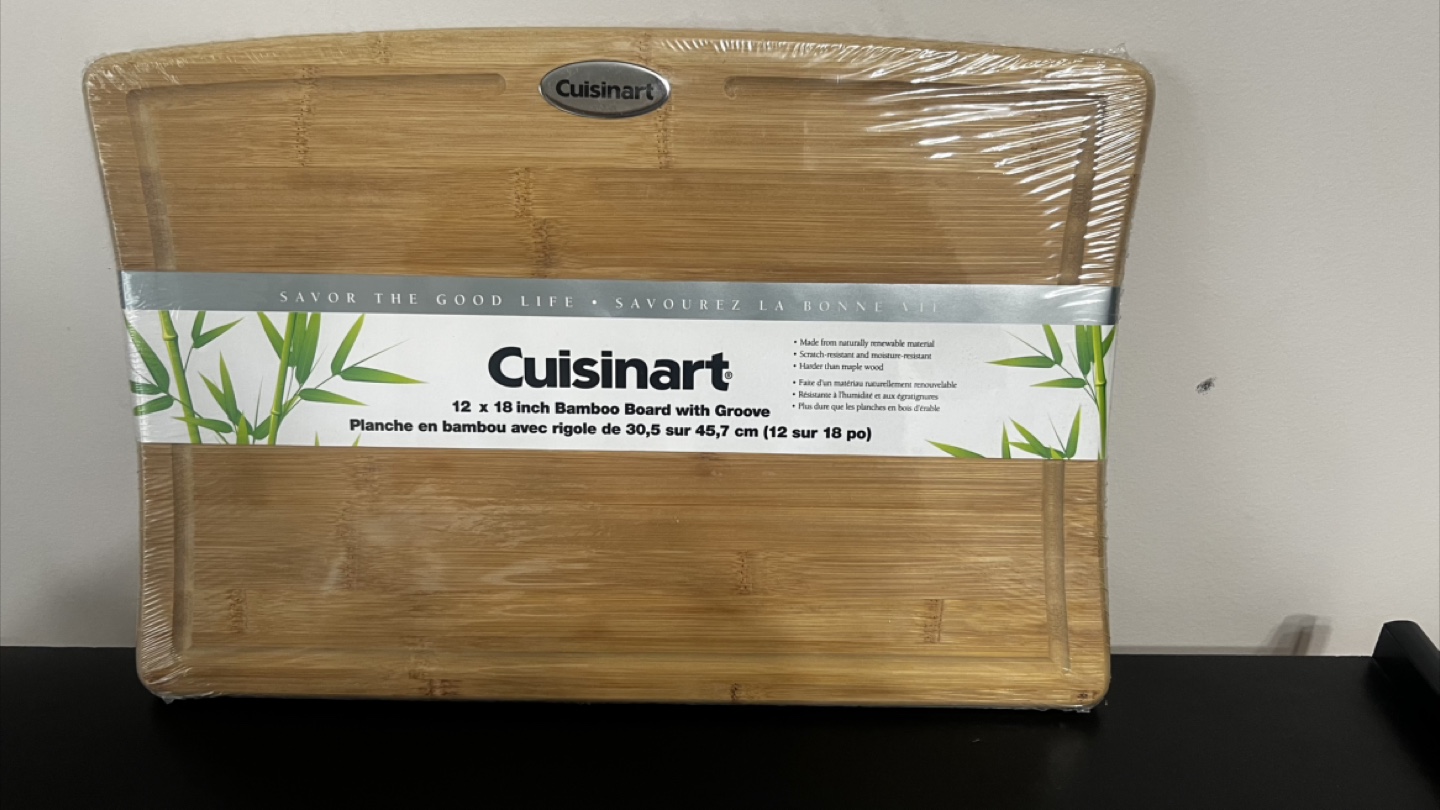 New Cuisinart 12x18 inch Bamboo Cutting Board