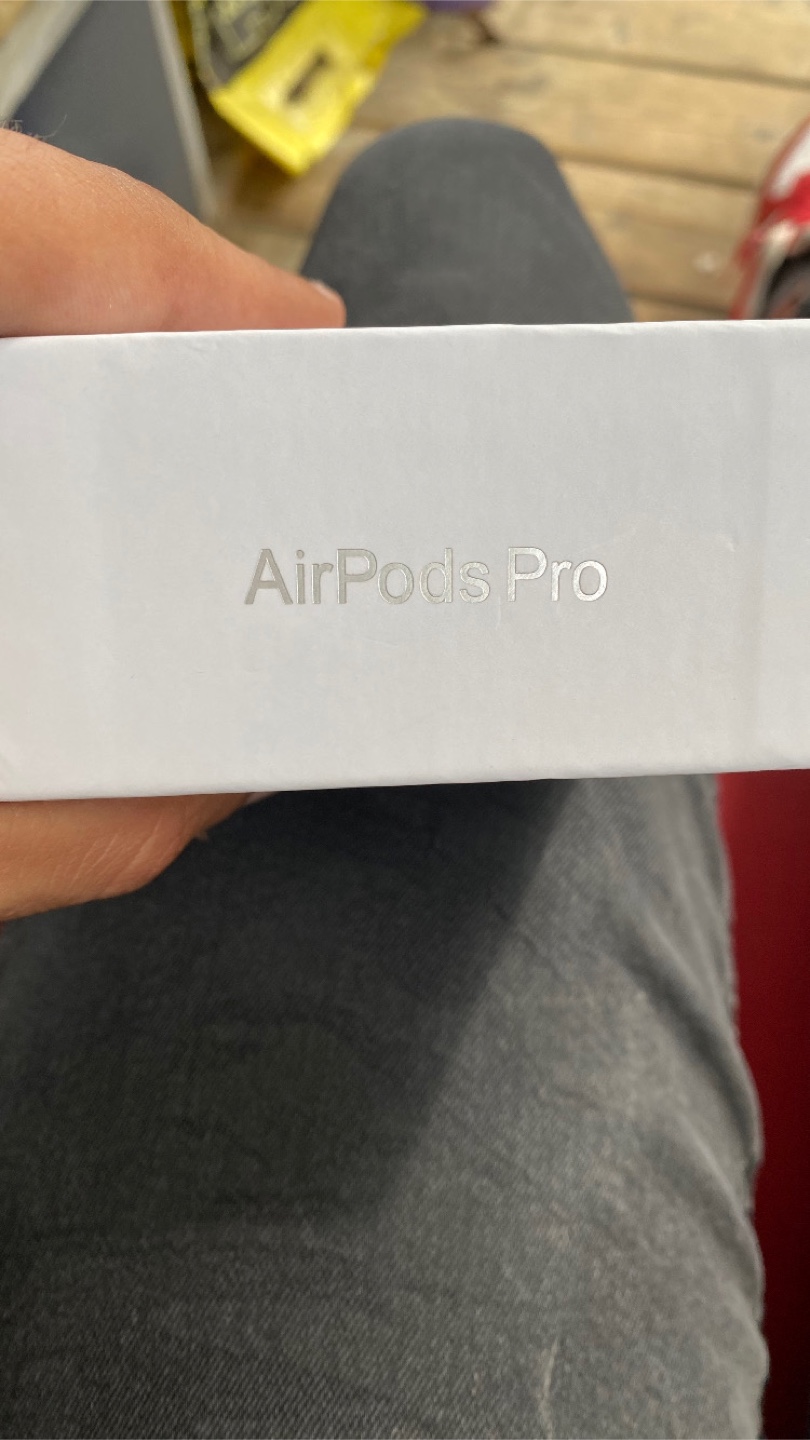 New Apple AirPods Pro (2nd Generation)