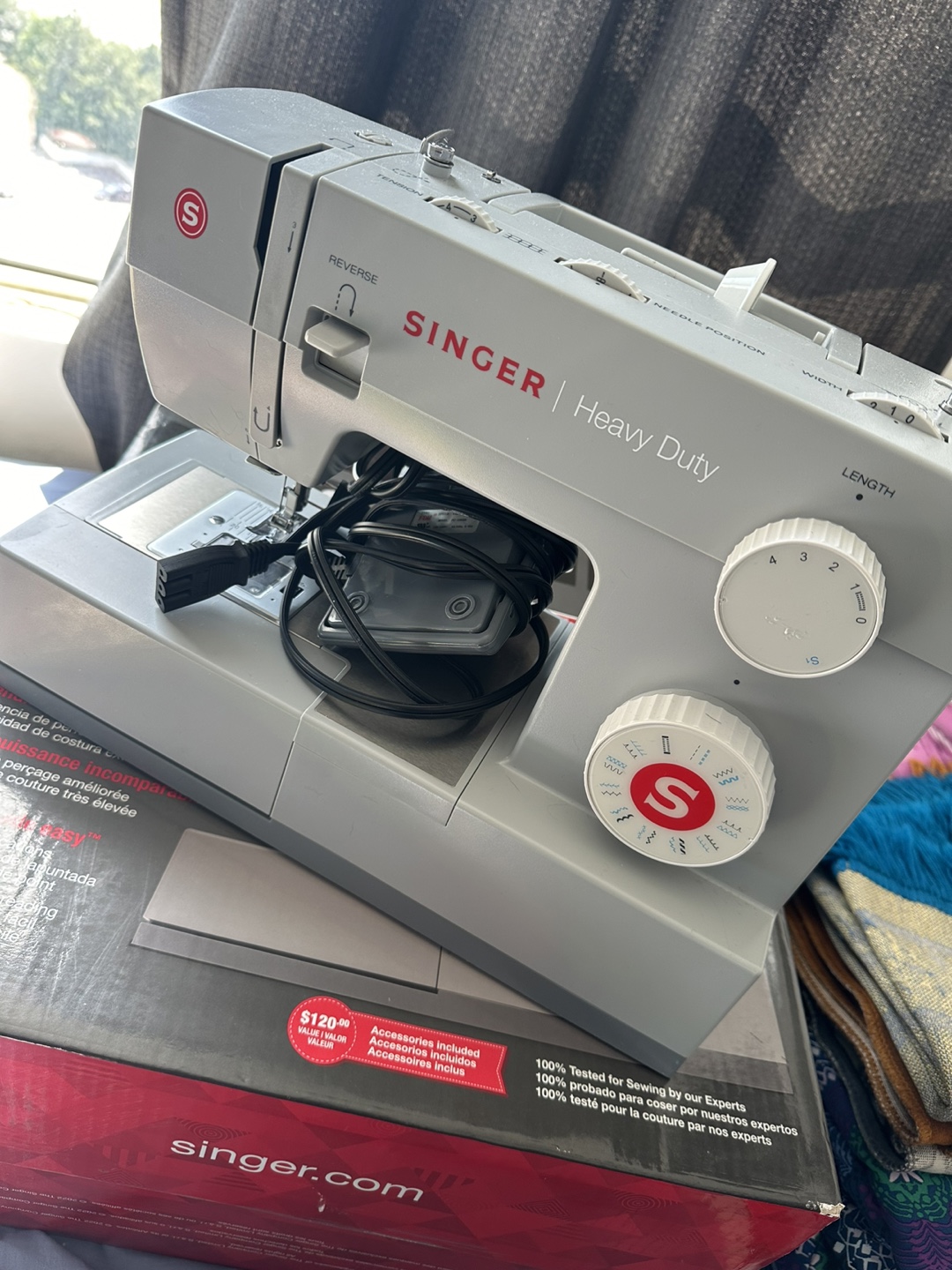 Singer Heavy Duty 44S Sewing Machine -  New! - photo 2