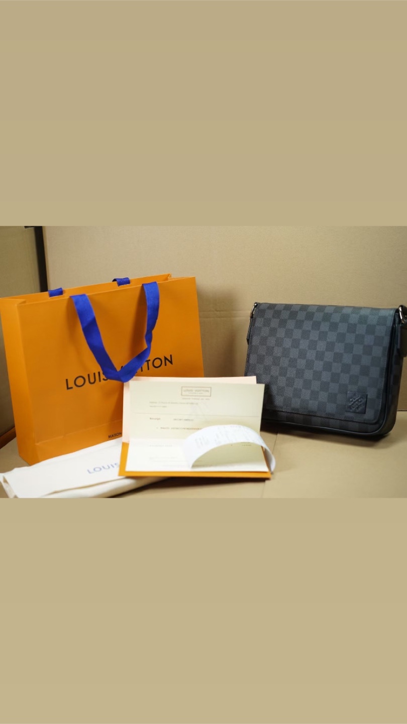 louis vuitton messenger bag
