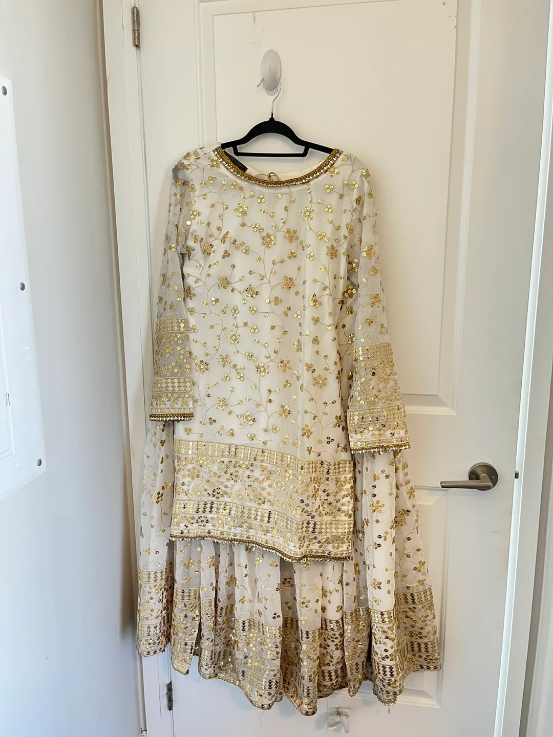White & Gold Embroidered Pakistani Suit thumbnail