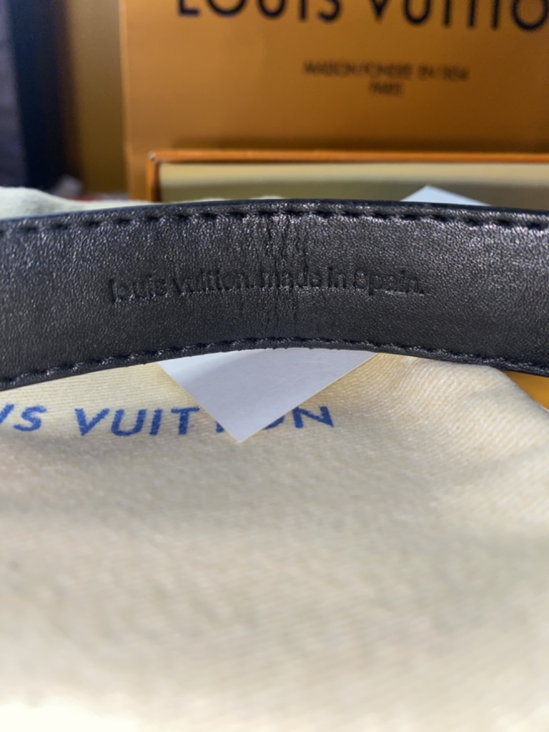 Louis Vuitton black Monogram bracelet - photo 3