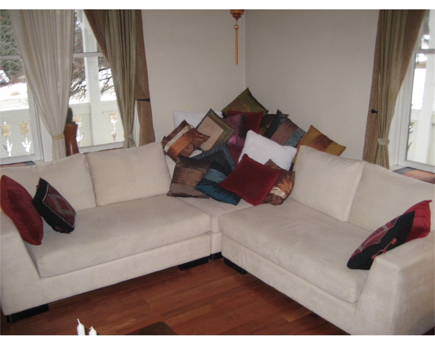 Sectional Sofa - Cream Colour