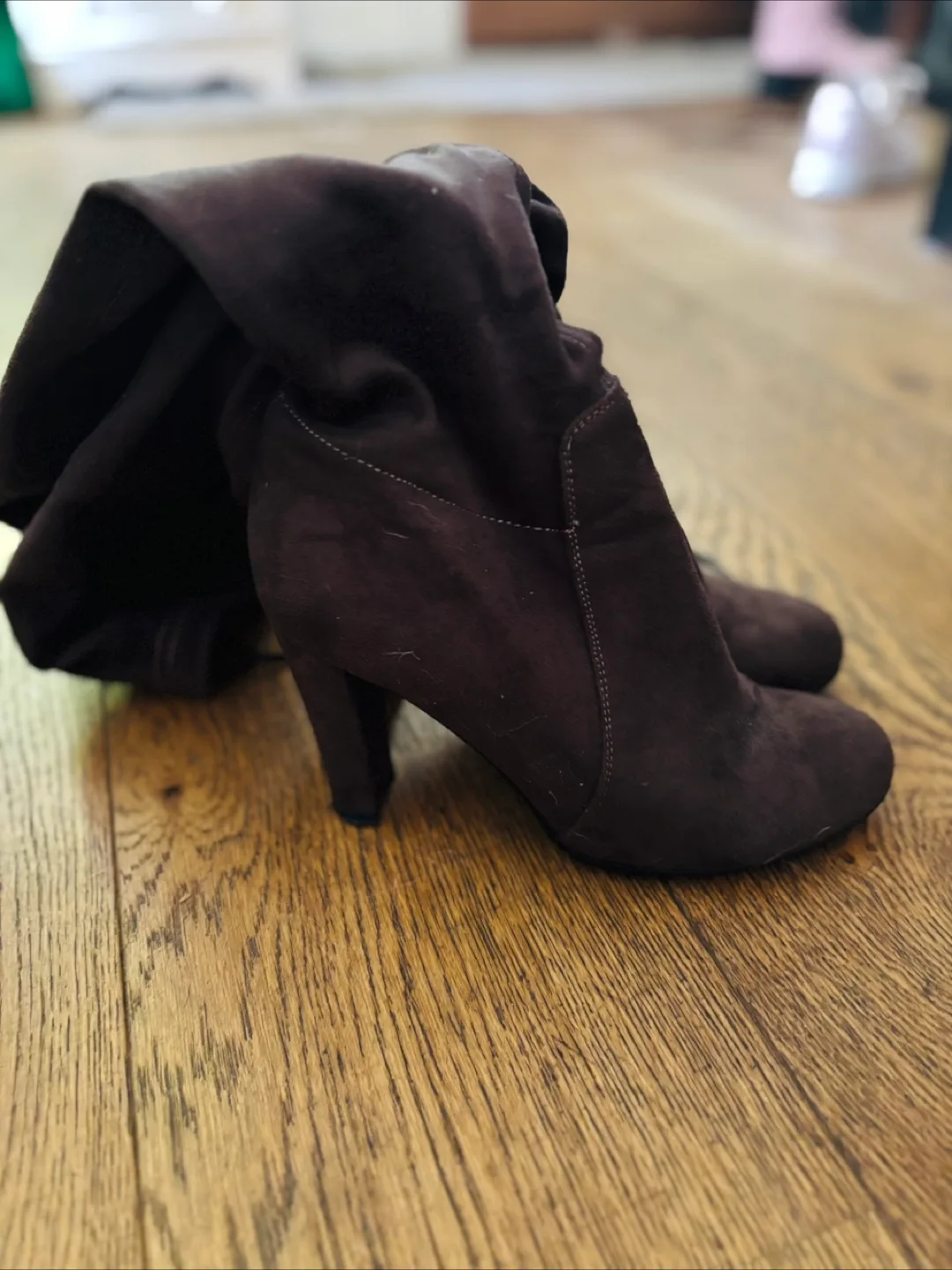 Brown Thigh High Boots - Size 8 thumbnail