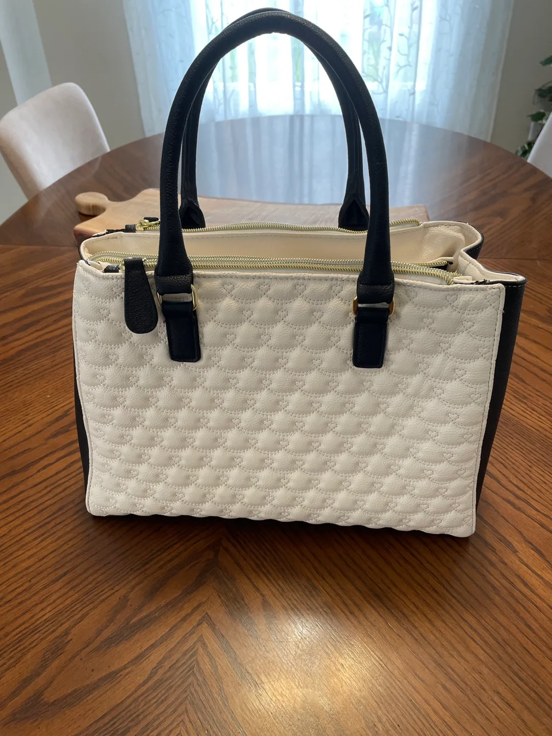 Betsey Johnson Black Pink Cream Quilted Heart Embroidery Handbag image indicator(2)