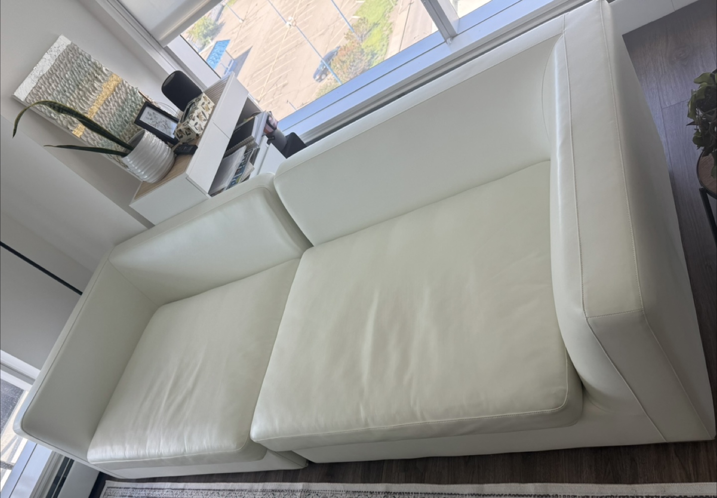 White Leather Sofa with Ottoman - photo 5