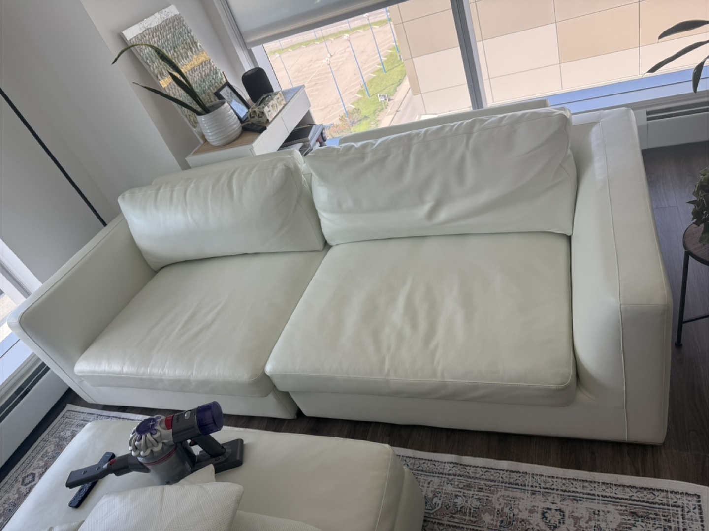 White Leather Sofa with Ottoman - photo 4