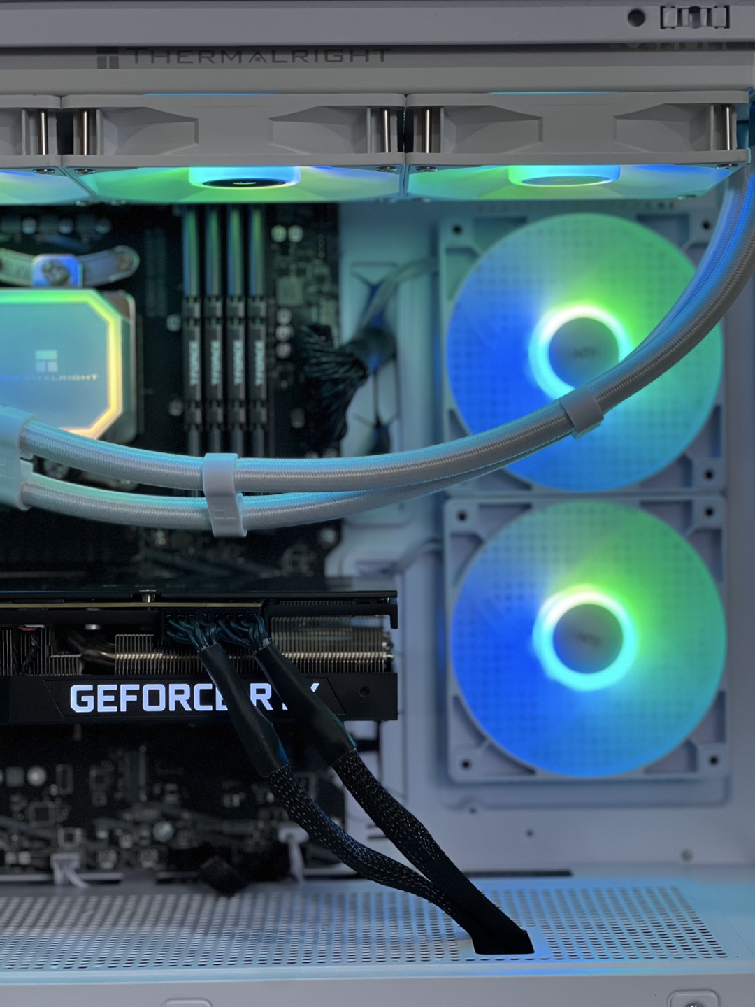 RTX 3080 Gaming PC - Ryzen 7 5700X - 32GB RAM - 1TB SSD - photo 4