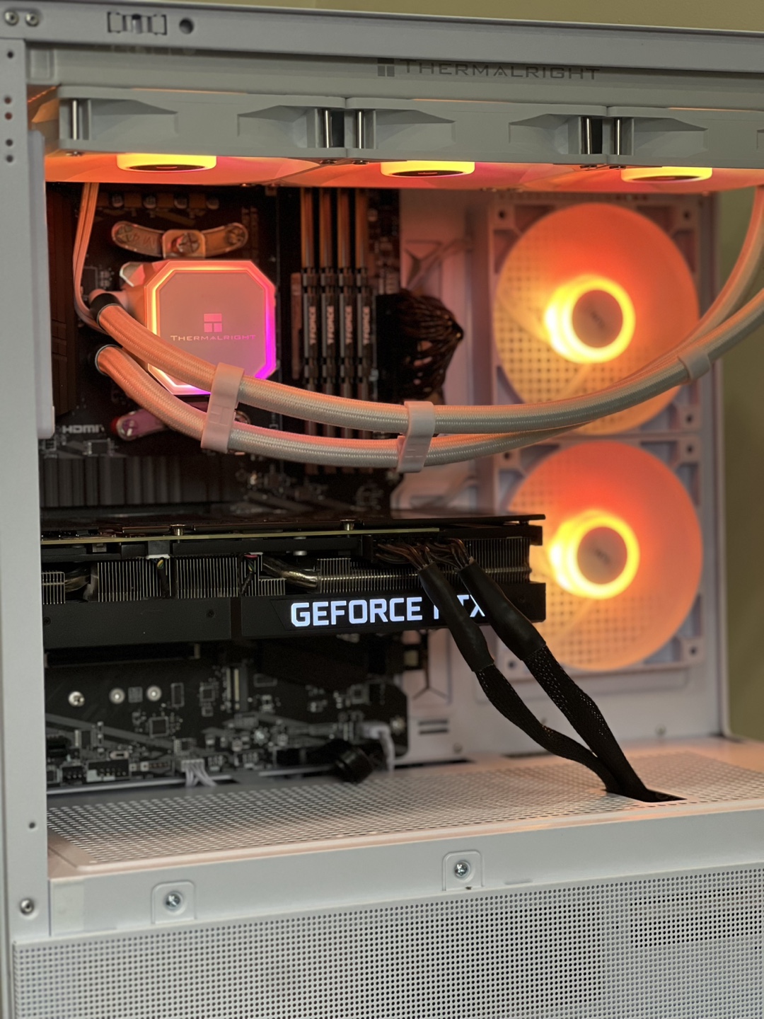 RTX 3080 Gaming PC - Ryzen 7 5700X - 32GB RAM - 1TB SSD - photo 5