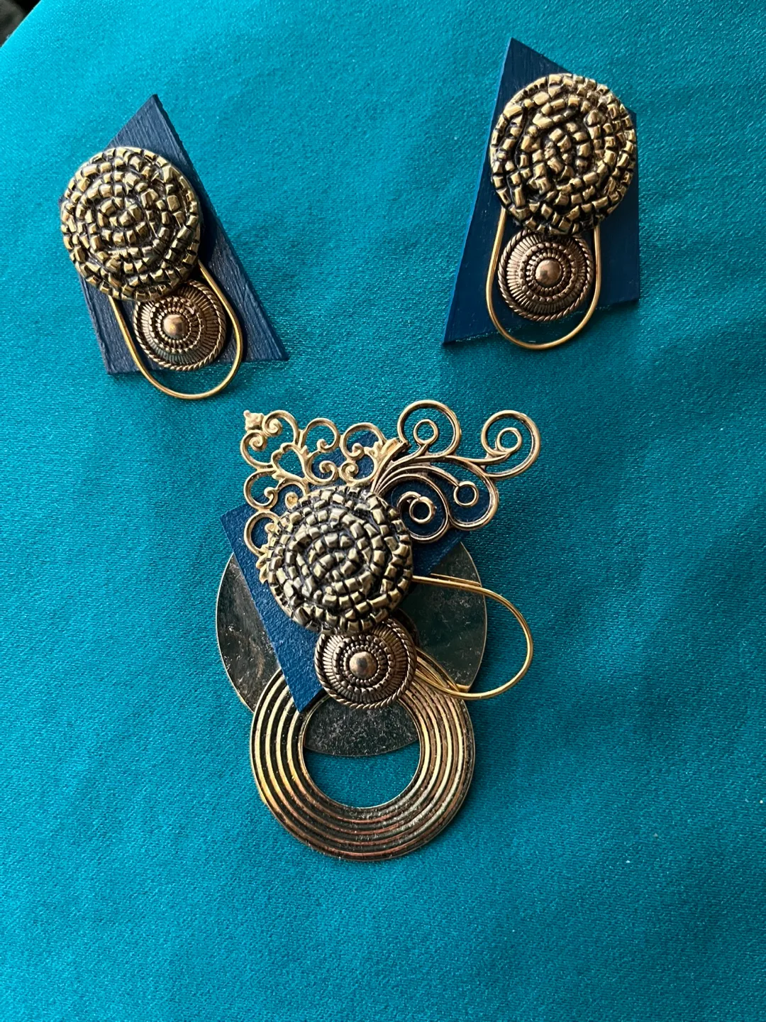 Handmade Blue & Gold Statement Brooch & Earrings thumbnail