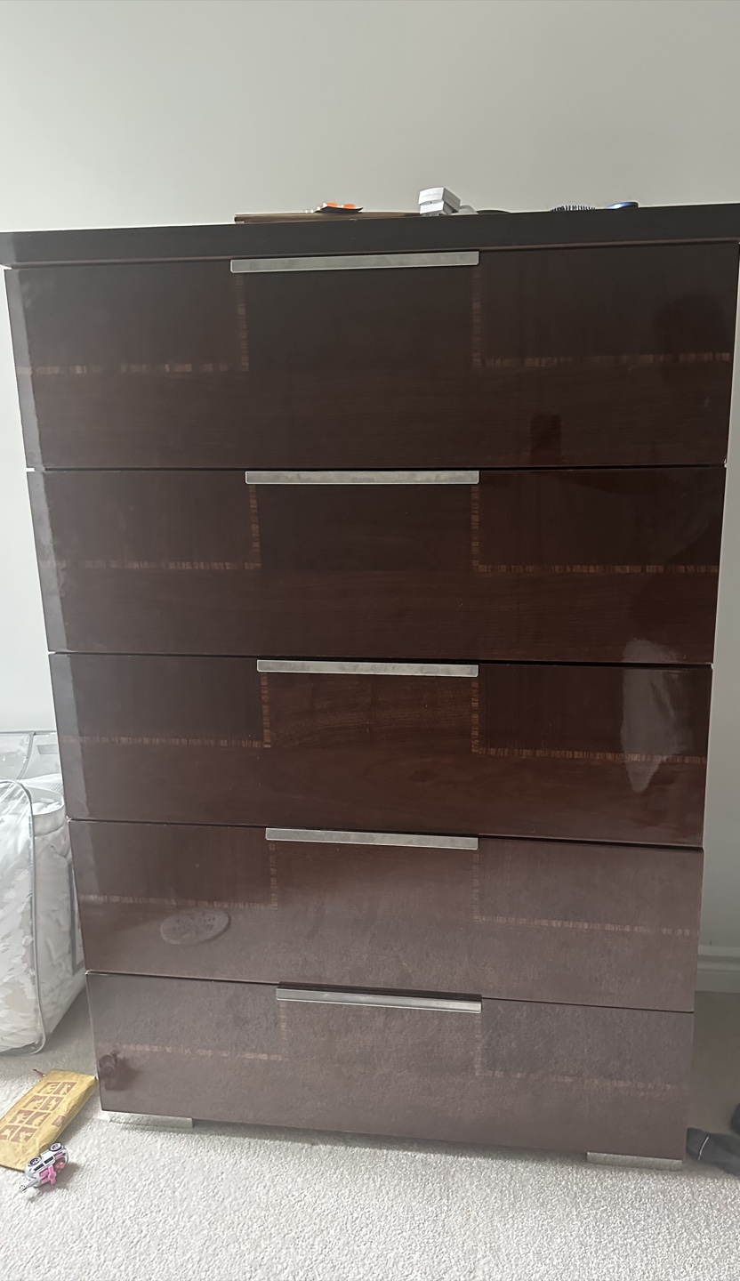 Brown 5-Drawer Dresser