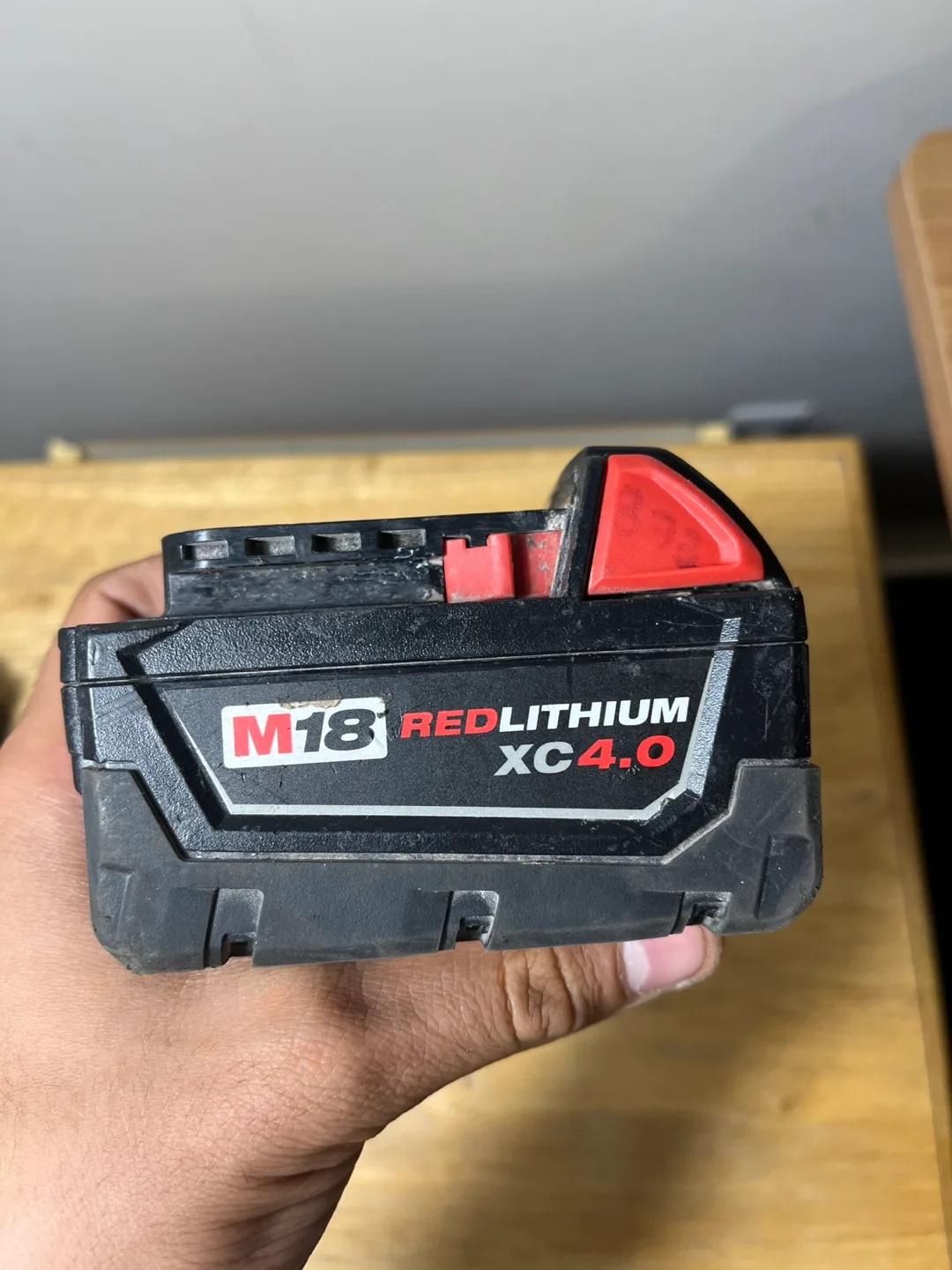 Milwaukee M18 REDLITHIUM XC4.0 Battery Pack thumbnail