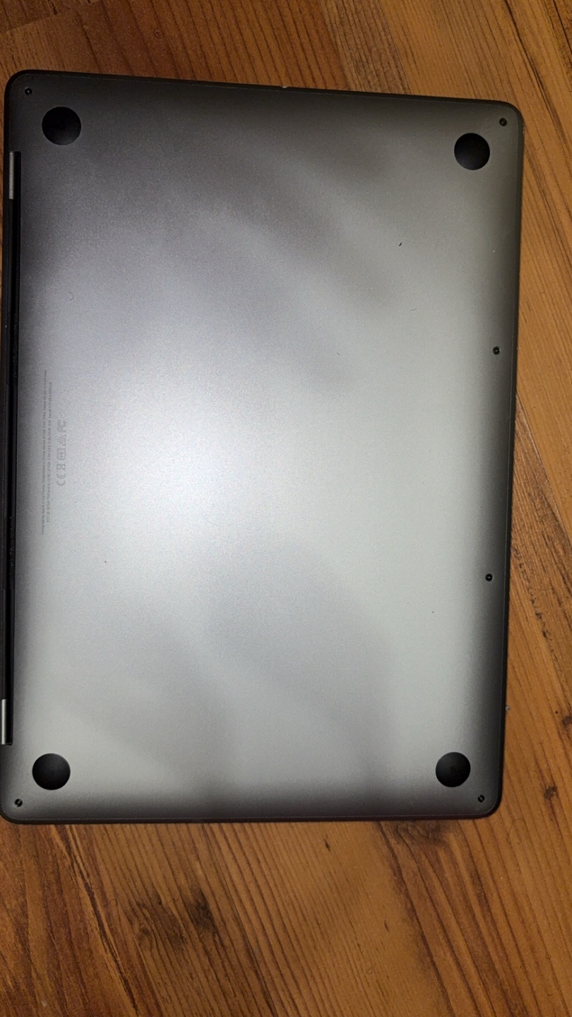 Apple MacBook Pro 13-inch 2017 - photo 3