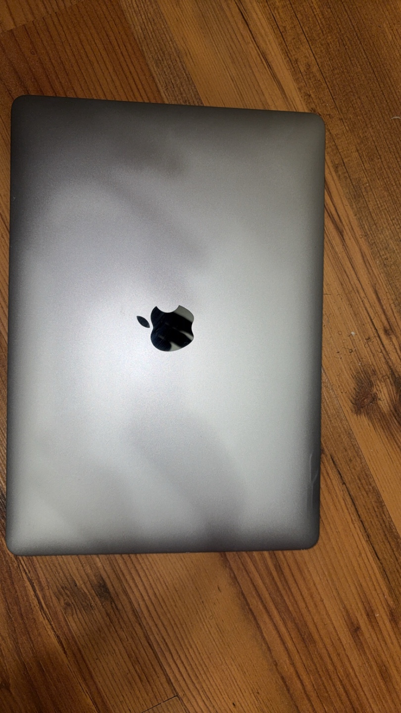 Apple MacBook Pro 13-inch 2017 - photo 4