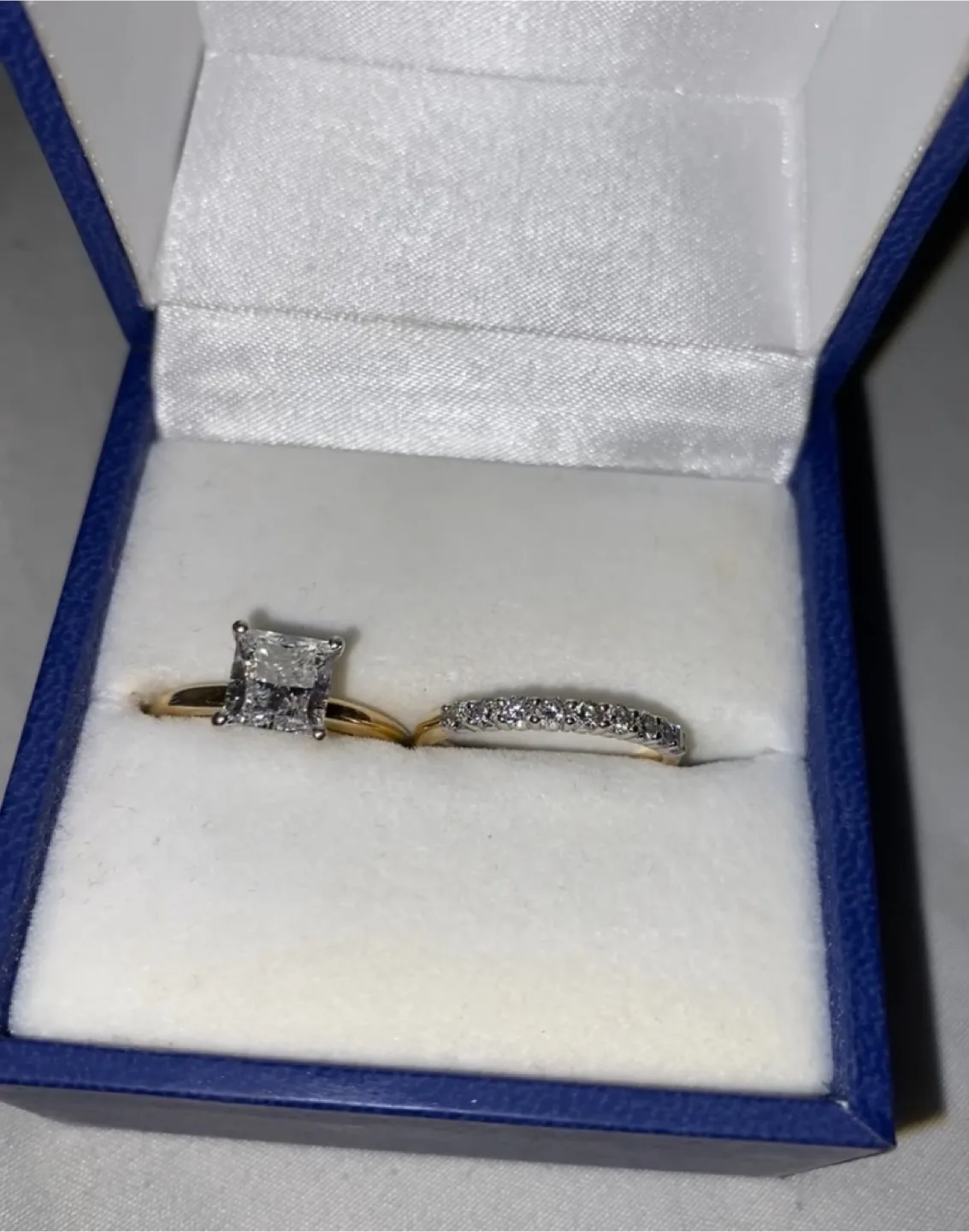 Certified 2-carat Diamond Engagement Ring Set thumbnail