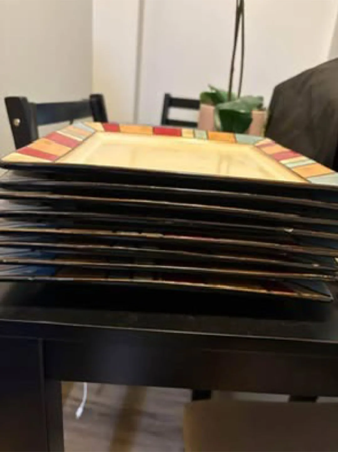 Colorful Stoneware Dinnerware Set image indicator(2)