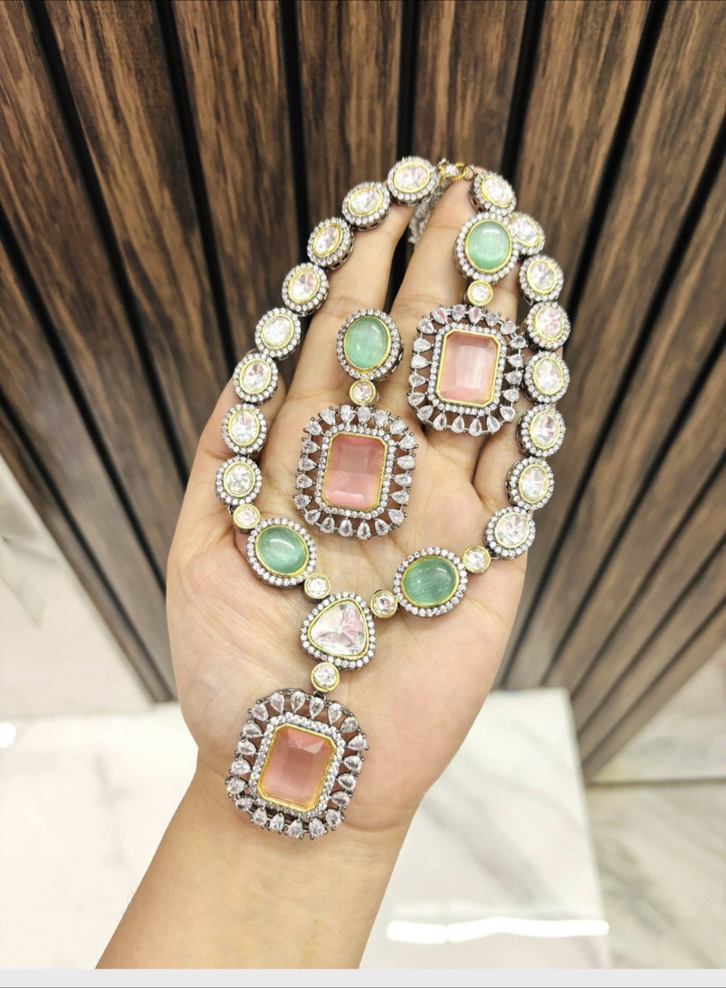 Necklace & Earring Set