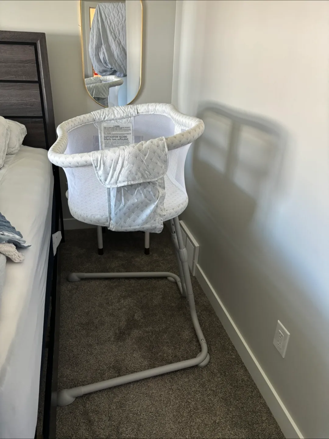 Halo BassiNest Swivel Sleeper image indicator(2)