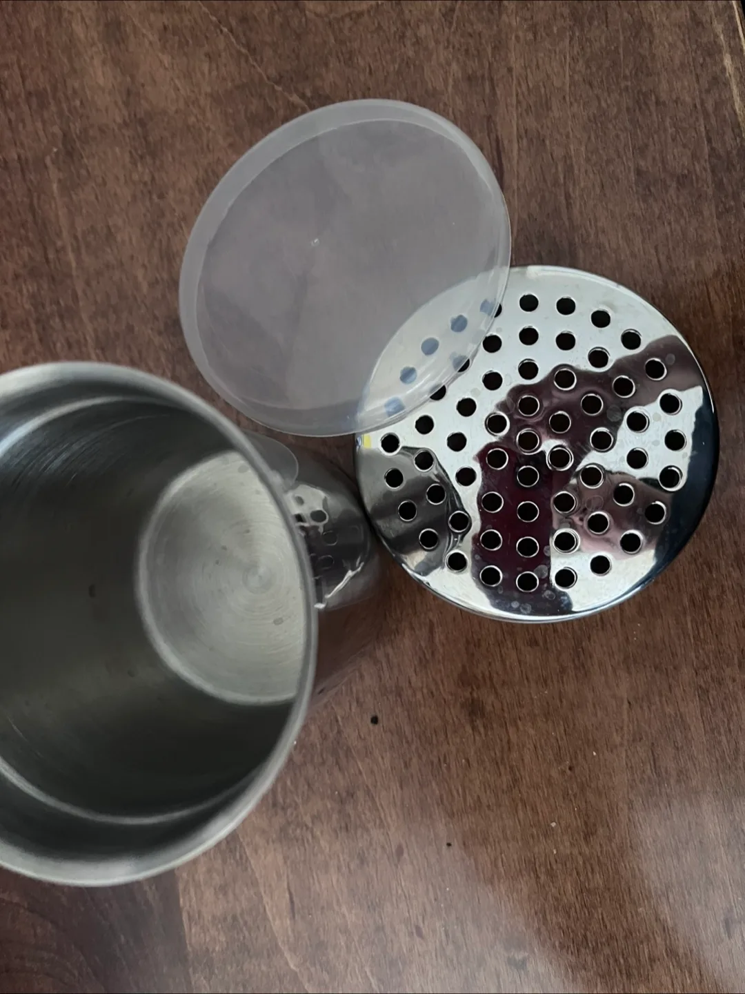 Stainless Steel Parmesan Cheese/Spice Shaker image indicator(2)