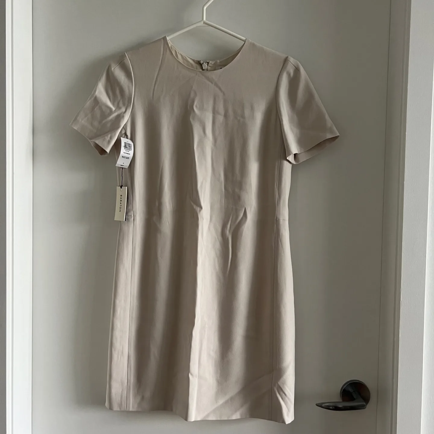 Babaton Patricio Dress Size 0 Matte Pearl thumbnail