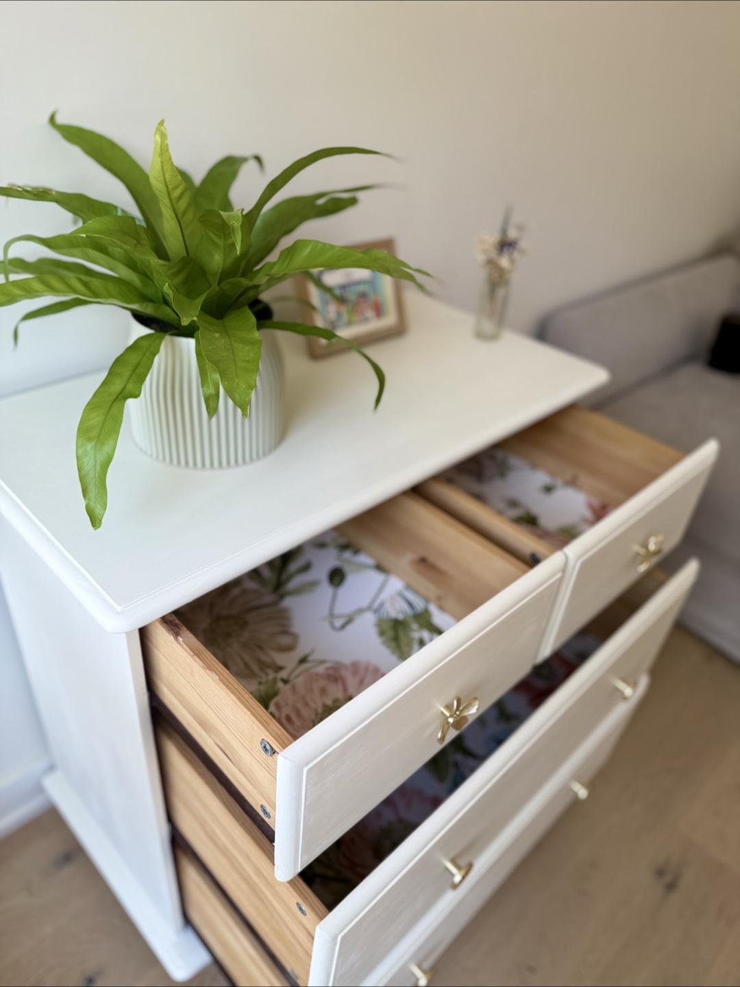 Refinished White Dresser with Gold Flower Knobs - photo 2