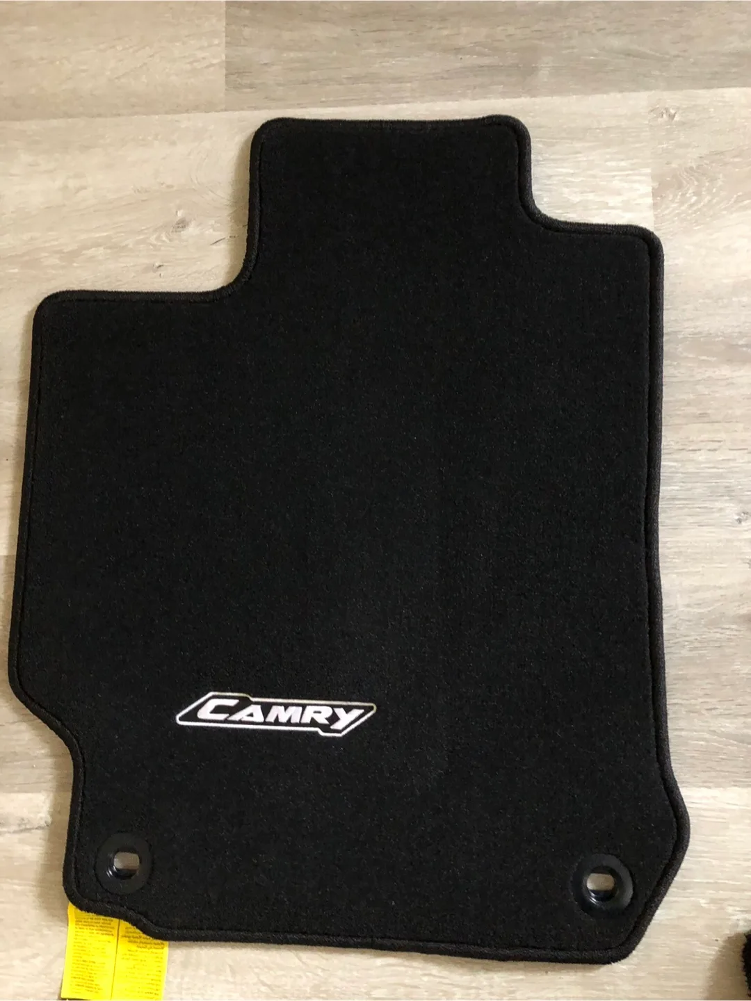 NEW Set Of  Genuine Toyota Camry Floor Mats image indicator(2)