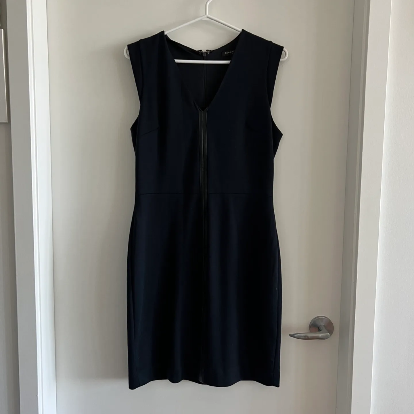 Banana Republic Navy Dress Size 6 thumbnail