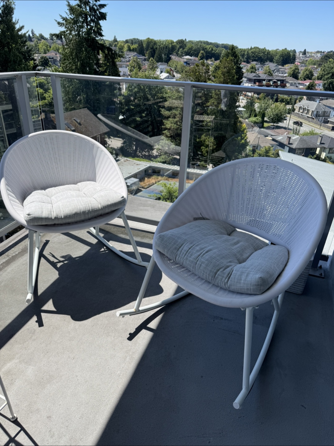 Stylish Outdoor Rocking Chairs (Set of 2)