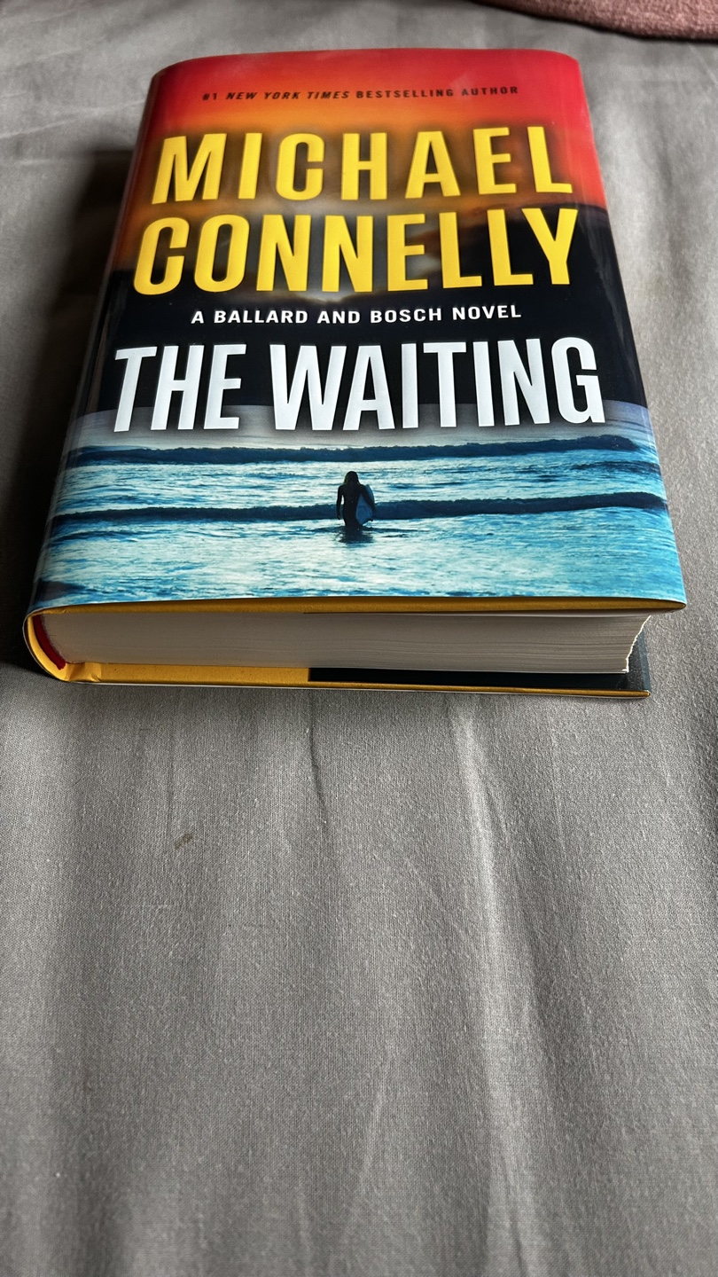 The Waiting by Michael Connelly - photo 2